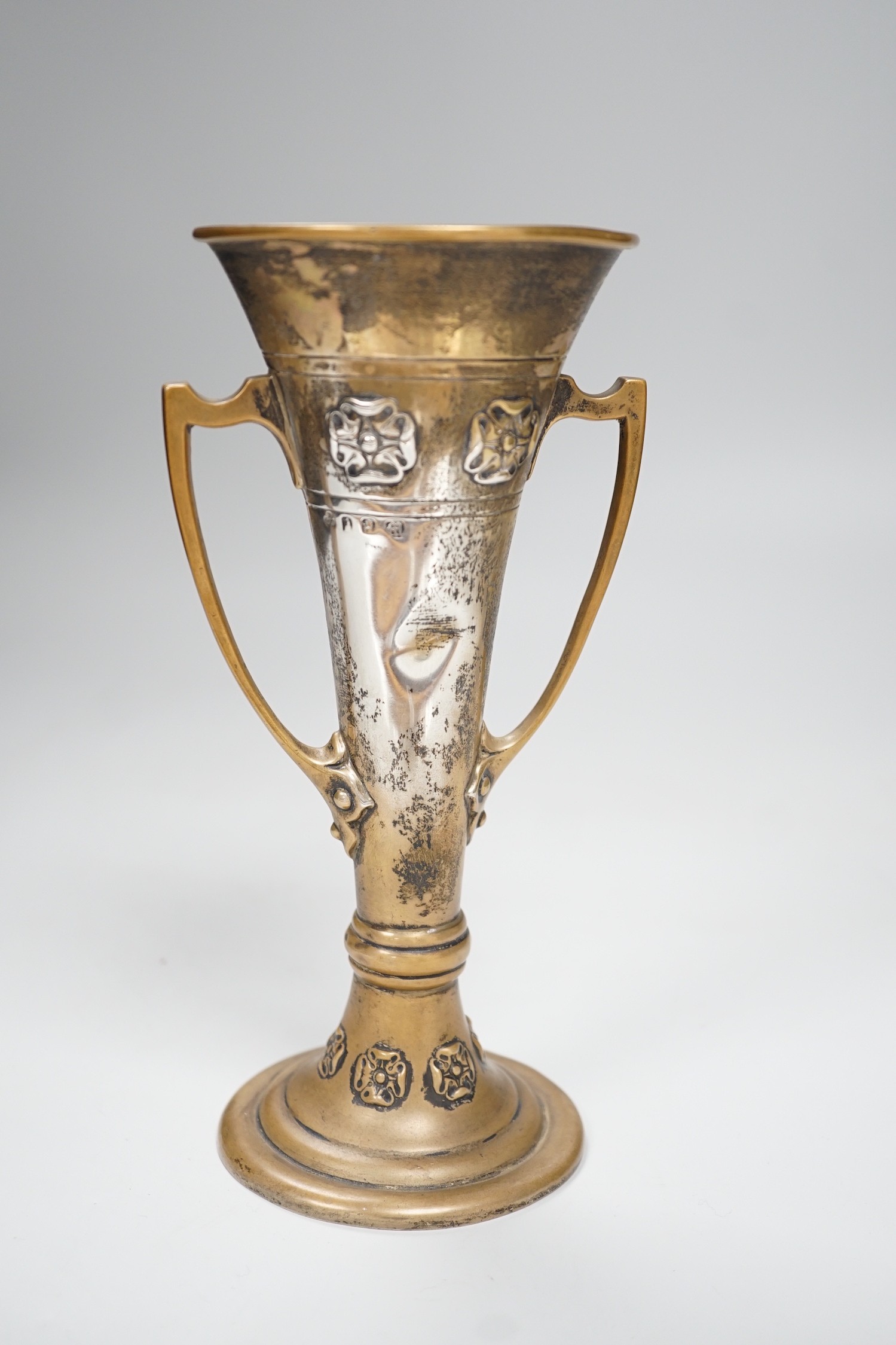 An Edwardian Art Nouveau Irish silver two handled vase, Wakely & Wheeler, Dublin, 1907, 20.7cm, 9.9oz.